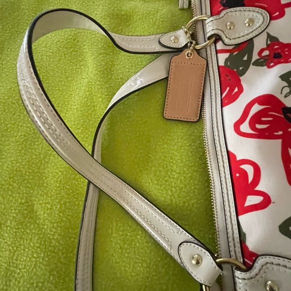 Coach purse - Picture 5 of 10